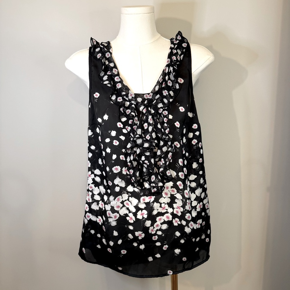 White House Black Market Floral Ruffle Sleeveless Blouse EUC